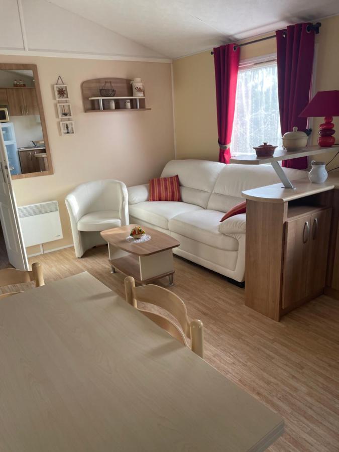 Mobil Home Parfait Etat Sur Camping Arvert Εξωτερικό φωτογραφία