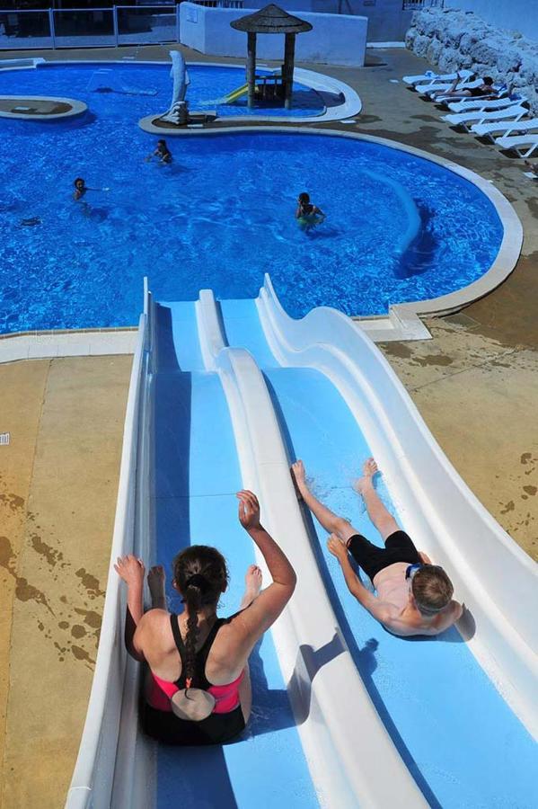 Mobil Home Parfait Etat Sur Camping Arvert Εξωτερικό φωτογραφία